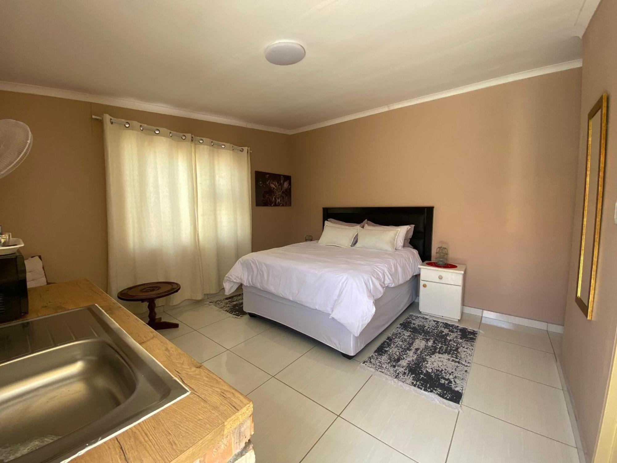 Inecia'S B & B Uis Zewnętrze zdjęcie